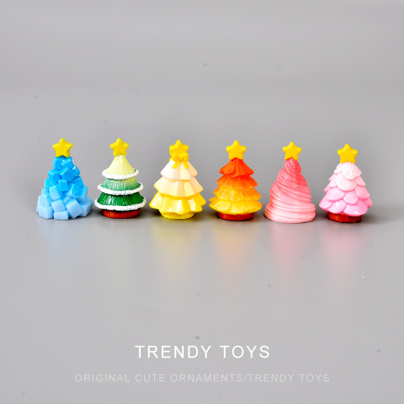 Resin Art Tree - 6 ชิ้น อุปกรณ์ตกแต่งต้นคริสต์มาสใหม่ ฉากหิมะขนาดเล็ก ของตกแต่งเรซินคริสต์มาสสไตล์มาการองสุดสร้างสรรค์